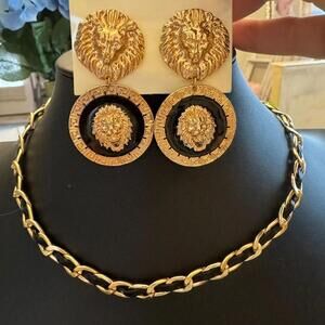 Luxury gold & Black LEATHER choker necklace +  matching LION HEAD drop earrings